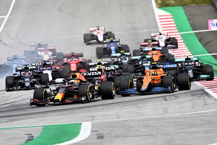 Verstappen rajt-cél győzelmet aratott