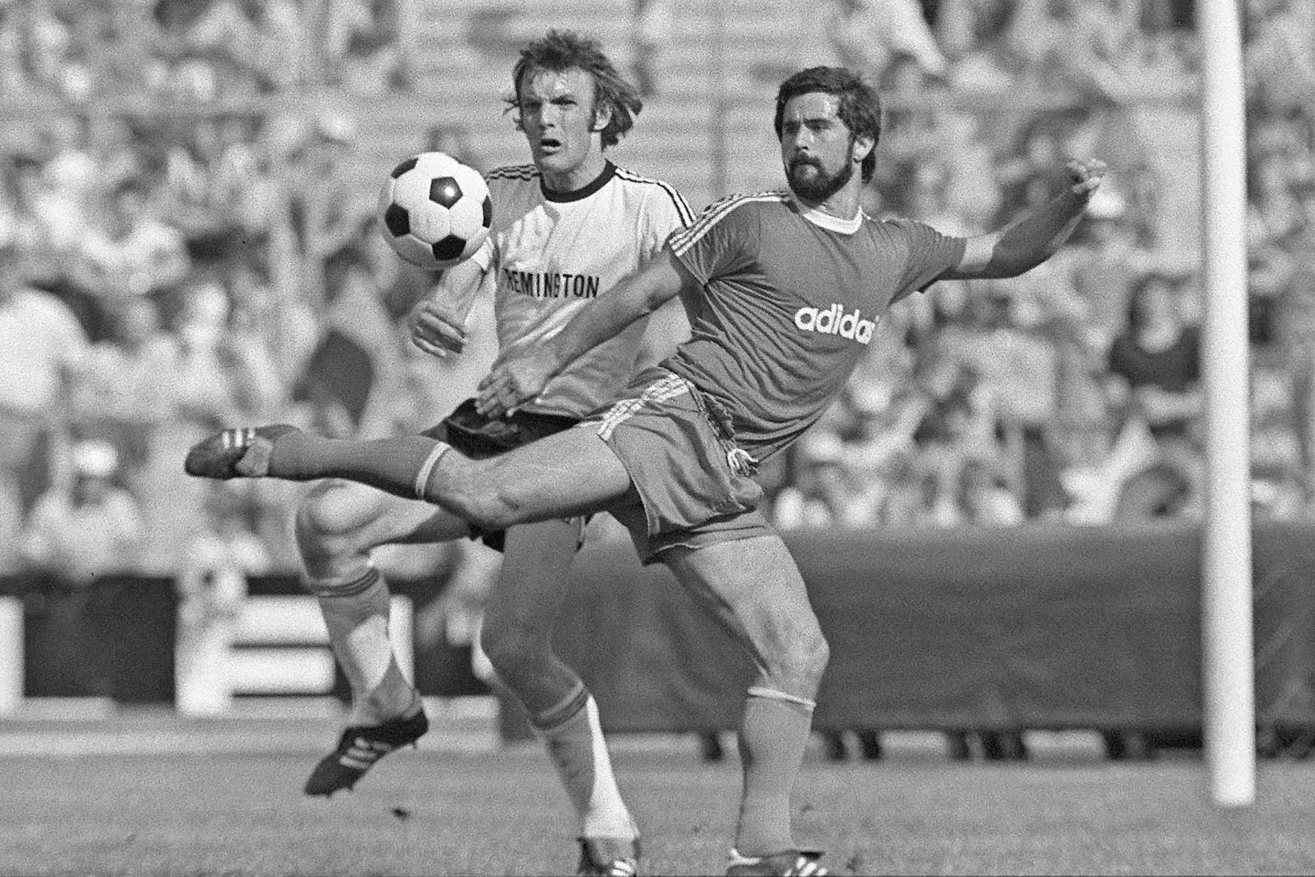 Elment Gerd Müller, a „nemzet bombázója”