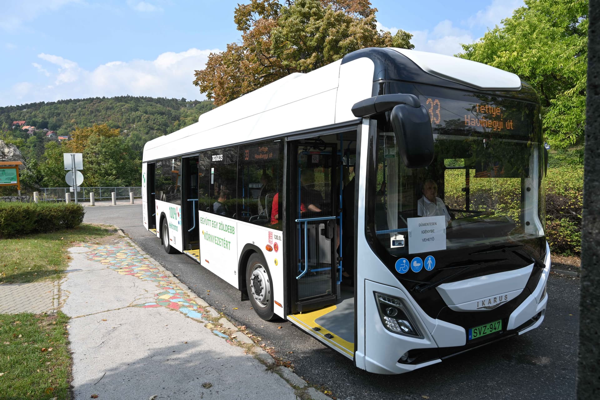 Ikarus, busz, autóbusz