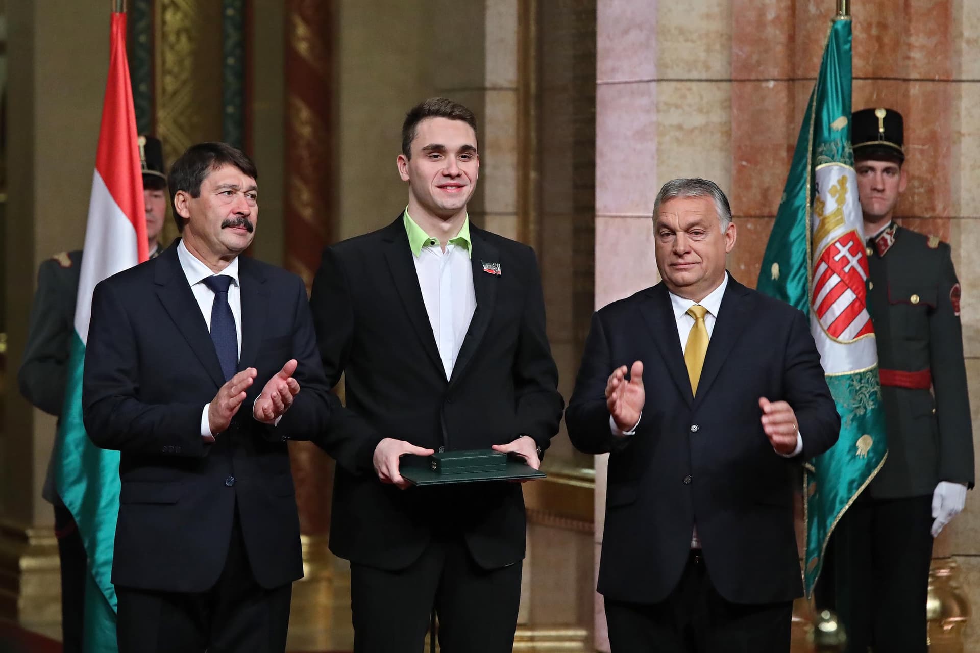 Olimpikonok kitüntetése