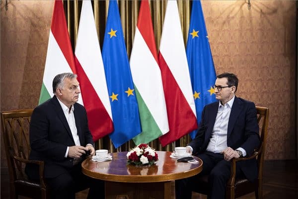 Orbán Viktor, Mateusz Morawiecki