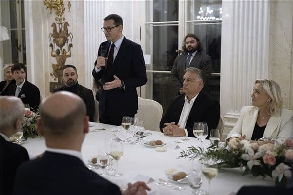 Mateusz Morawiecki, Orbán Viktor, Marine Le Pen