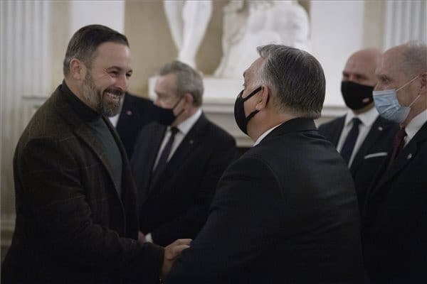 Orbán Viktor, Santiago Abascal