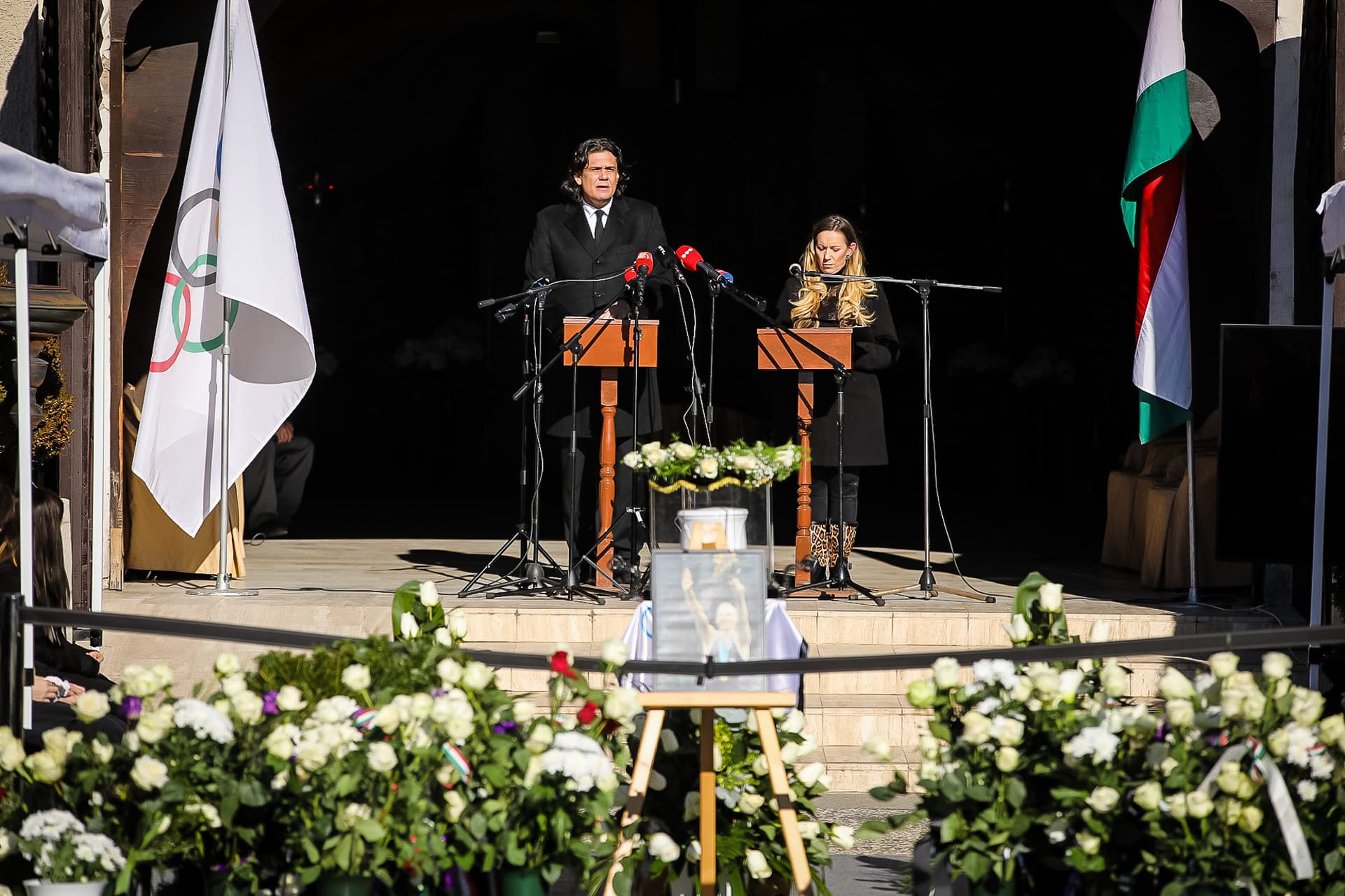 Csollány temetés