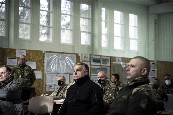 Orbán Viktor, Ruszin-Szendi Romulusz