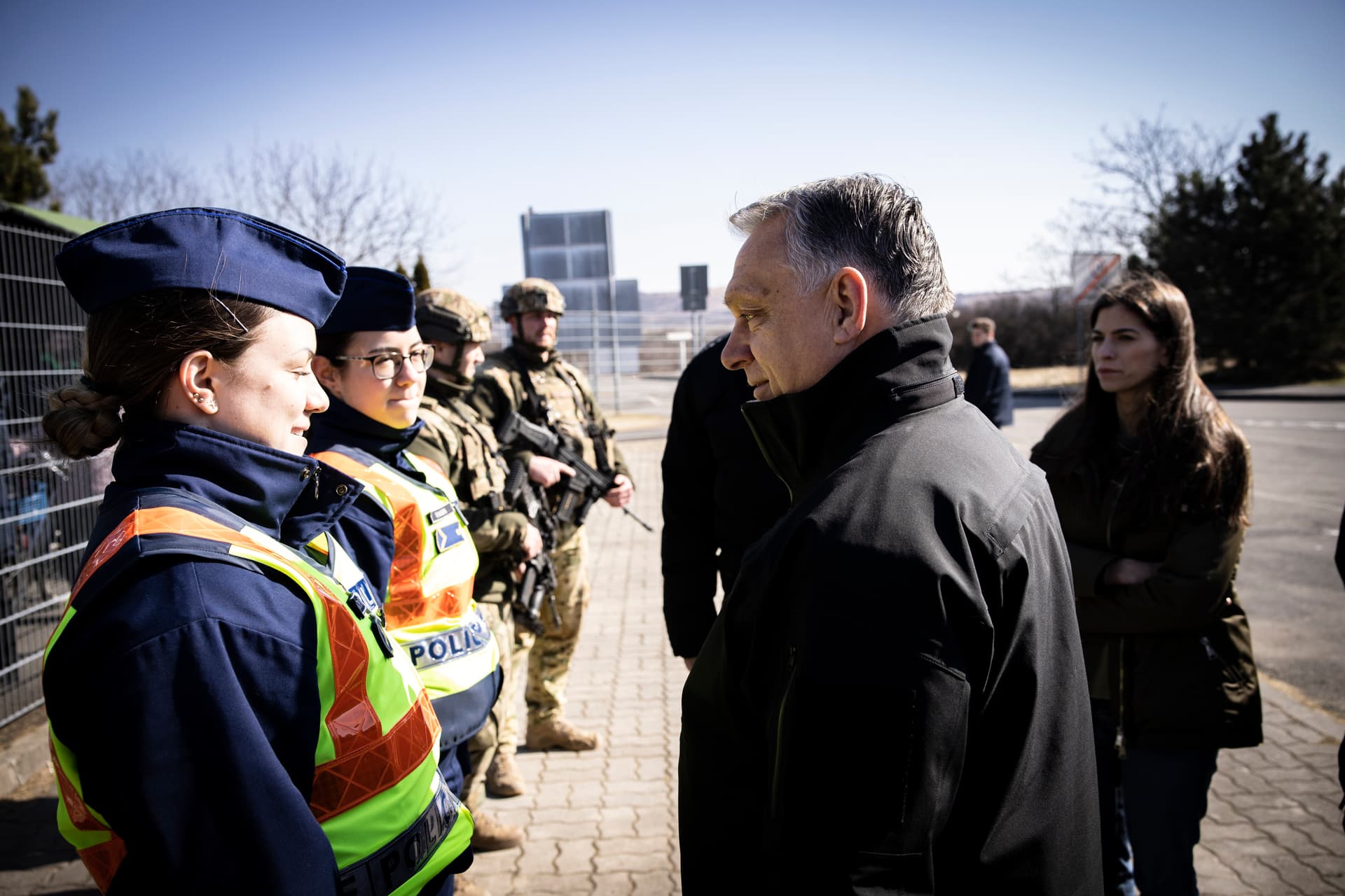 A világ legelső Orbán Viktor fotó galériája, nincs még egy ilyen