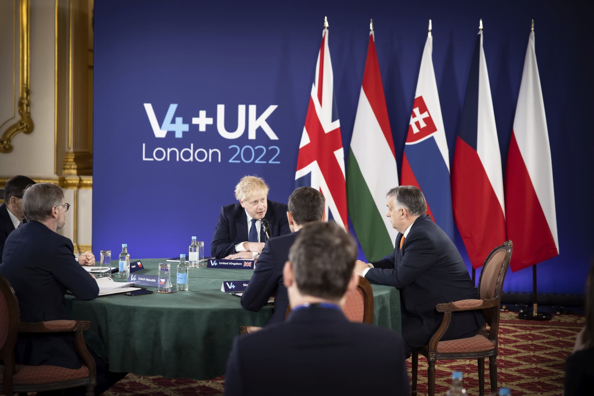Orbán Viktor, V4, Boris Johnson