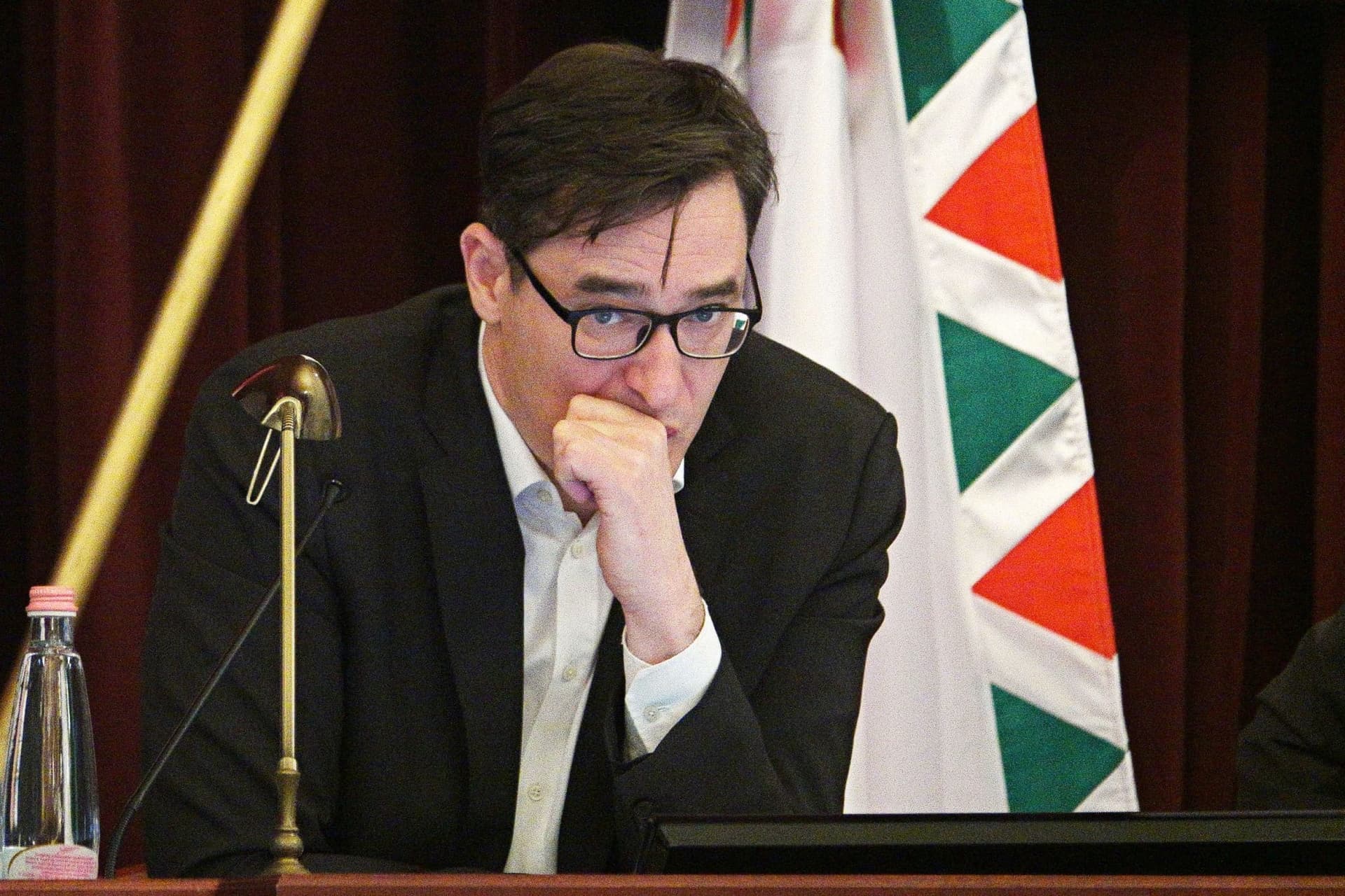 Túlélőprogramot indít Karácsony Gergely, hogy a csődbe vitt fővároson segítsen