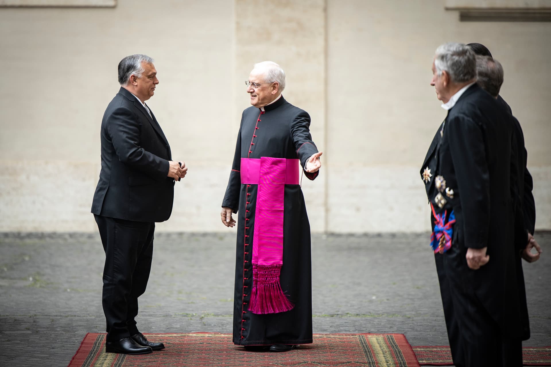 Orbán Viktor Ferenc pápával találkozott a Vatikánban