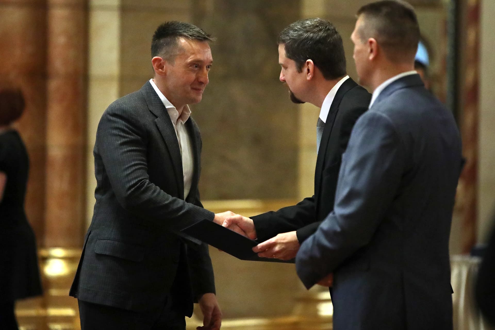 Listás mandátumot szerzett országgyűlési képviselők megbízólevelének átadása