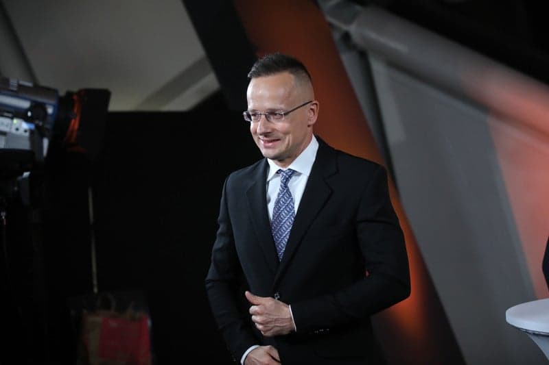 Szijjártó: Megvitatták a NATO új stratégiai koncepcióját