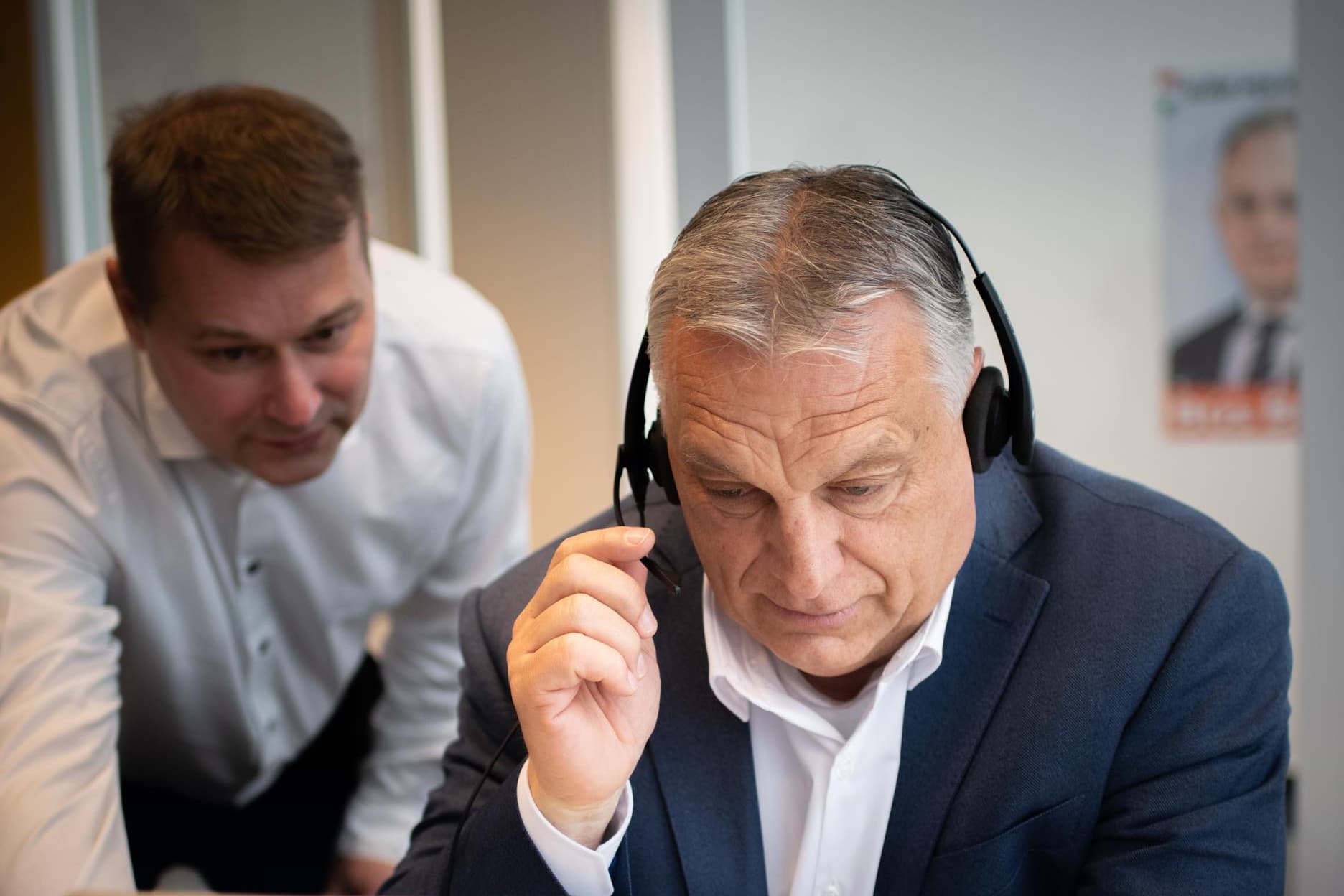 Orbán Viktor gratulált az észak-macedóniai jobboldal győzelméhez