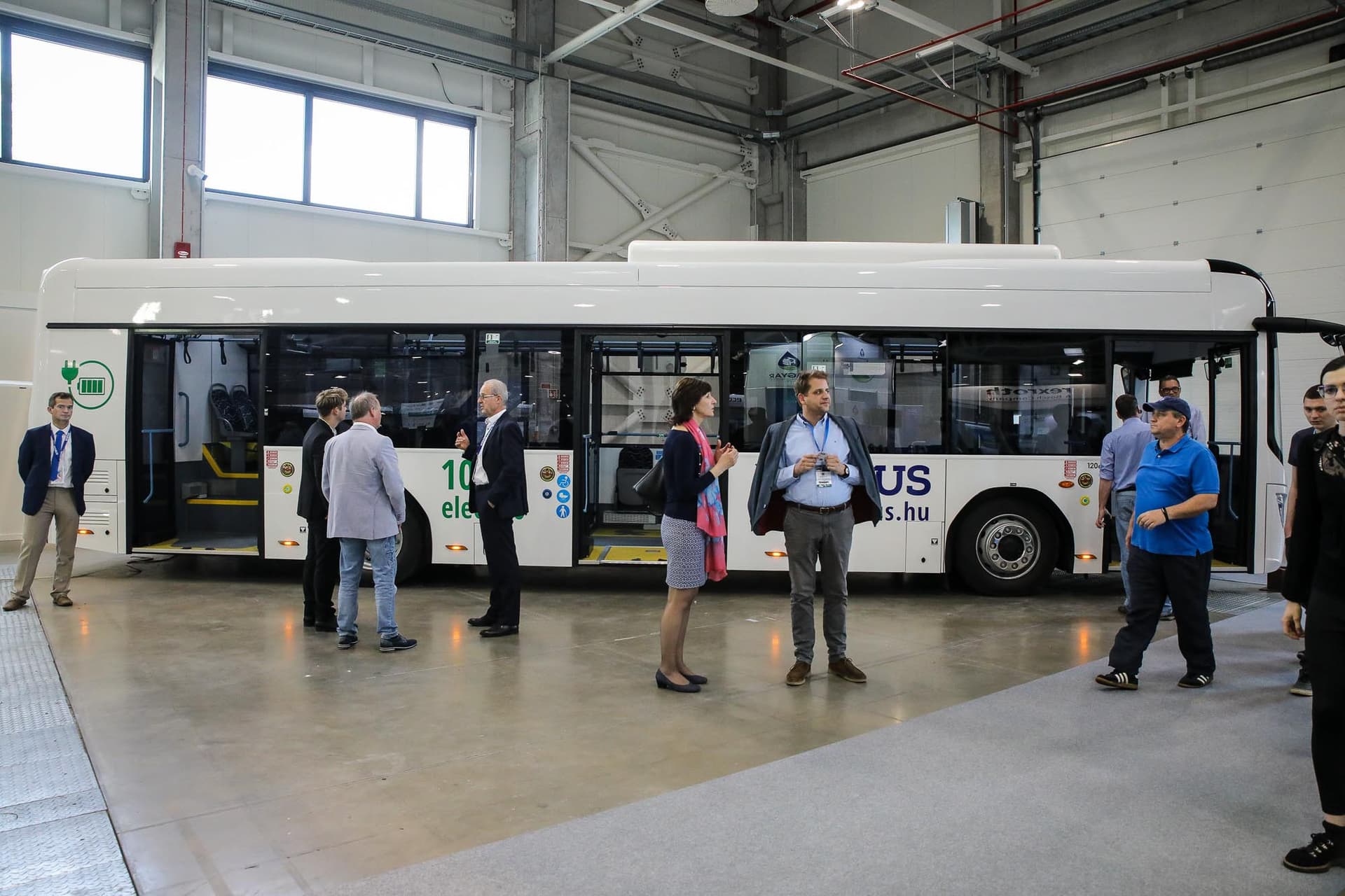 Ikarus 120e