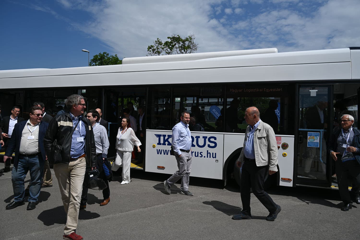 Ikarus