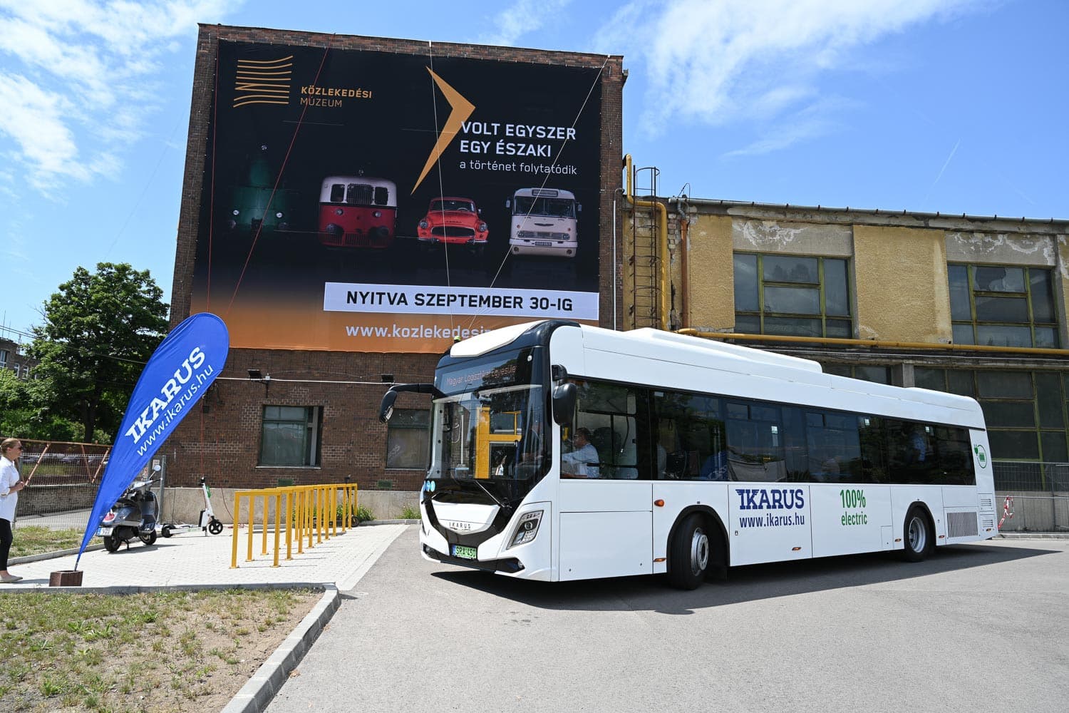 Ikarus