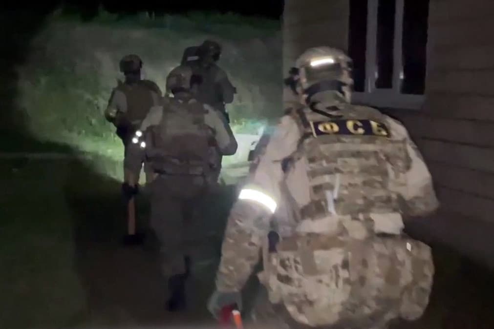 Videón, ahogy őrizetbe veszik a vegyifegyver-támadást tervező ukránokat