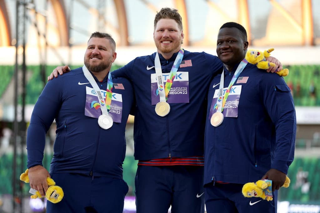 Tarolnak otthon az amerikai atléták