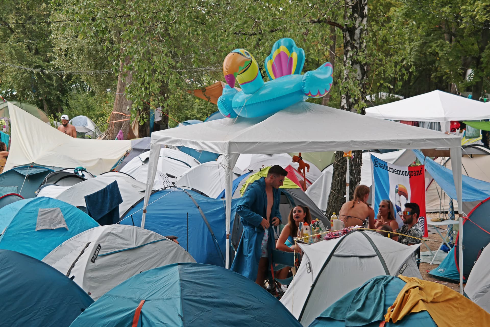 Sziget utcaszínház