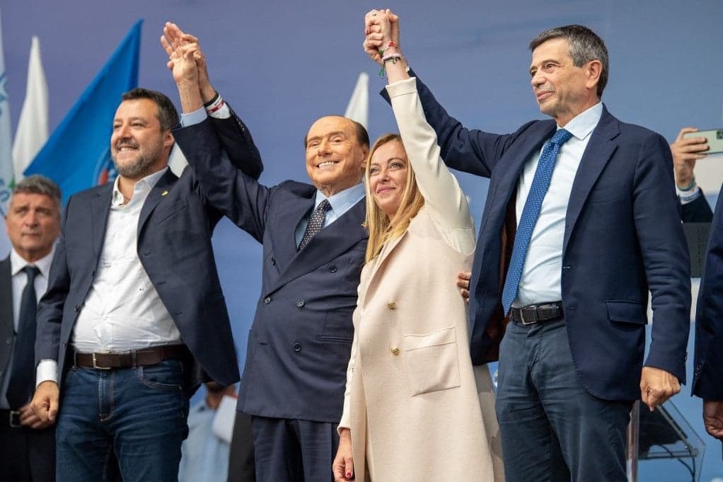 Meloni megkezdte a kormányalakítást célzó egyeztetéseket