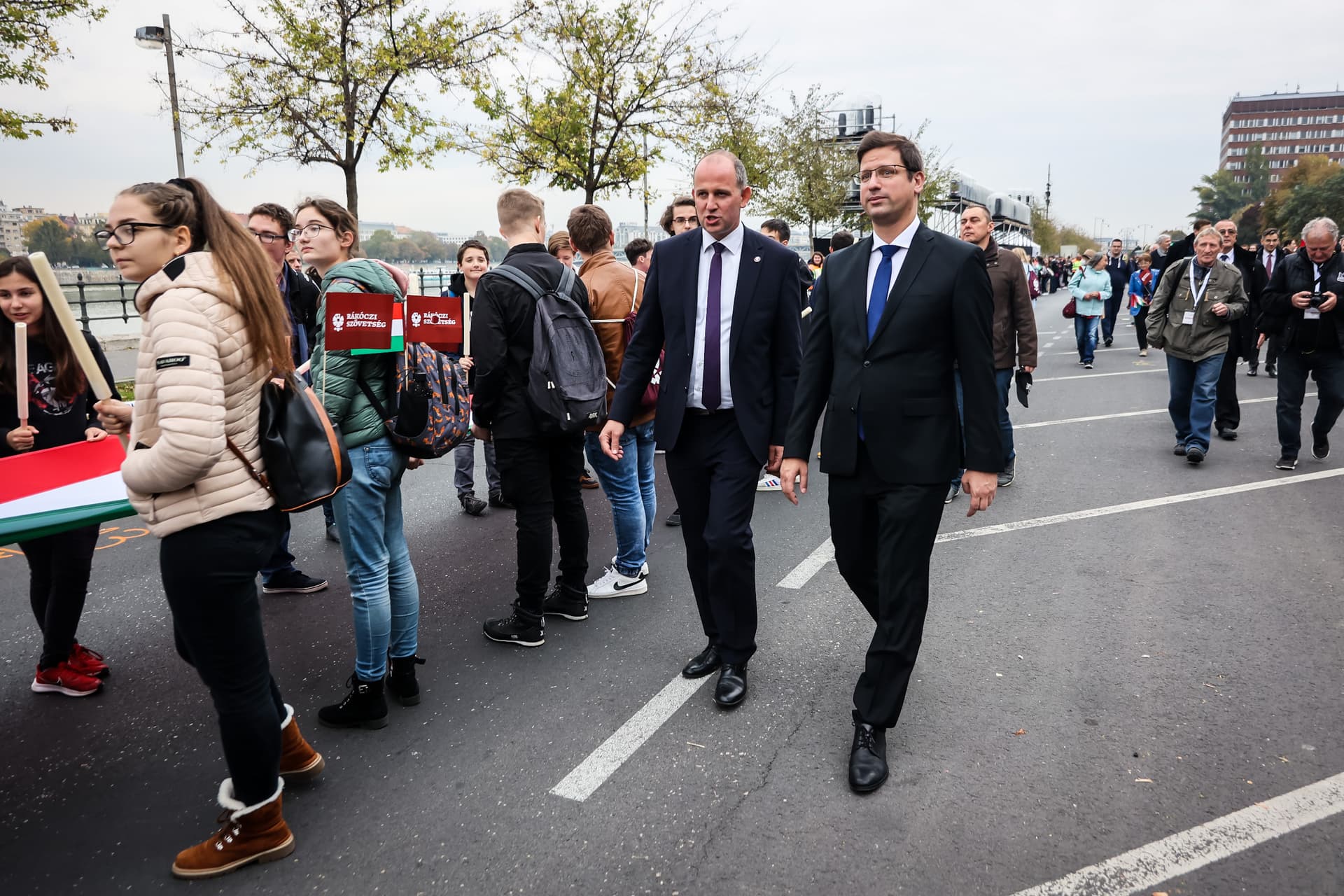 Gulyás Gergely, fáklyás felvonulás