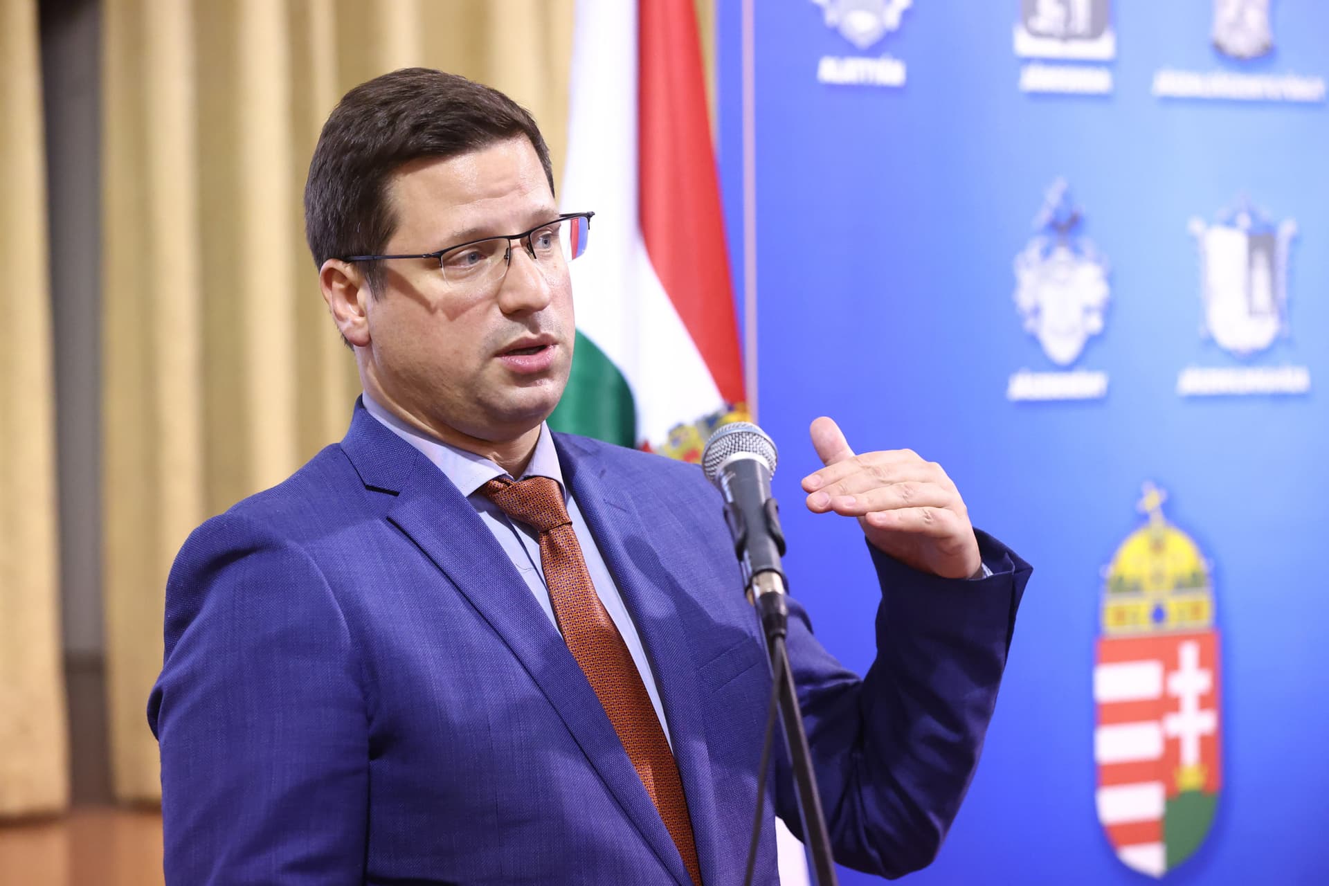 Gulyás Gergely: Éljenek a lehetőséggel!