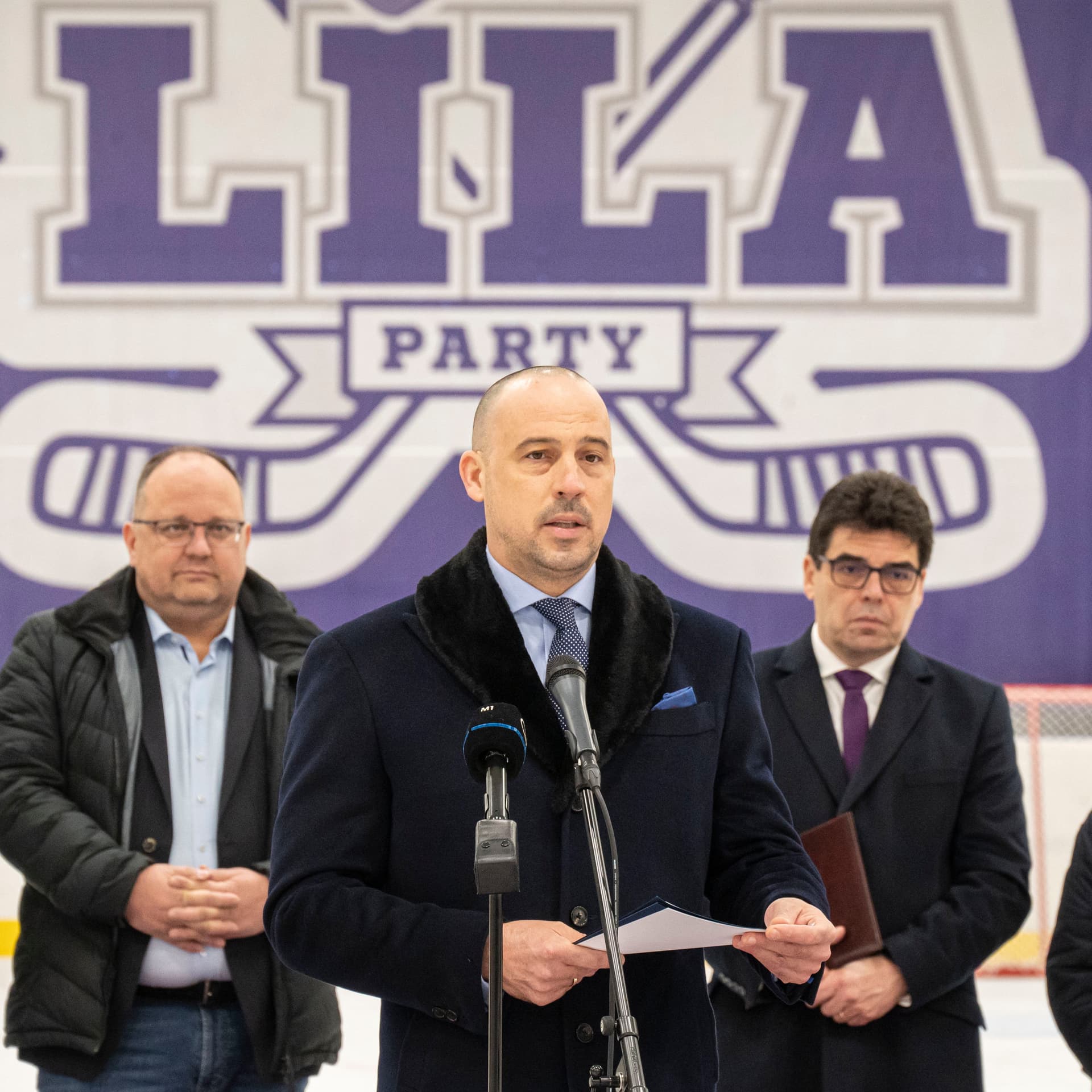 Átadták az UTE jégkorongpályát
