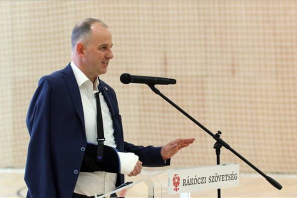 Elkezdődött a kárpátaljai diákok és tanárok táborának első turnusa Sátoraljaújhelyen
