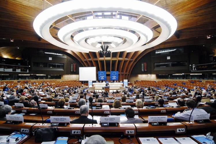Az EU további finanszírozást hagyott jóvá az ukrán fegyveres erők kiképzéséhez