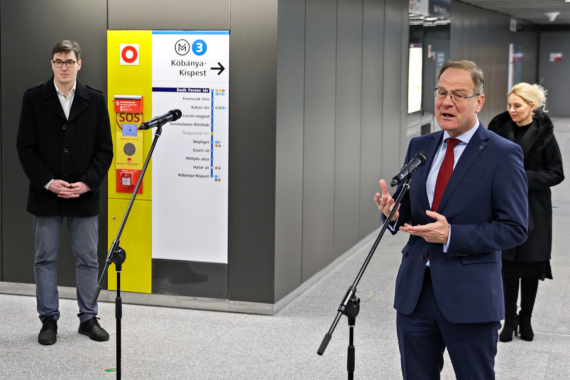 m3 metró deák tér