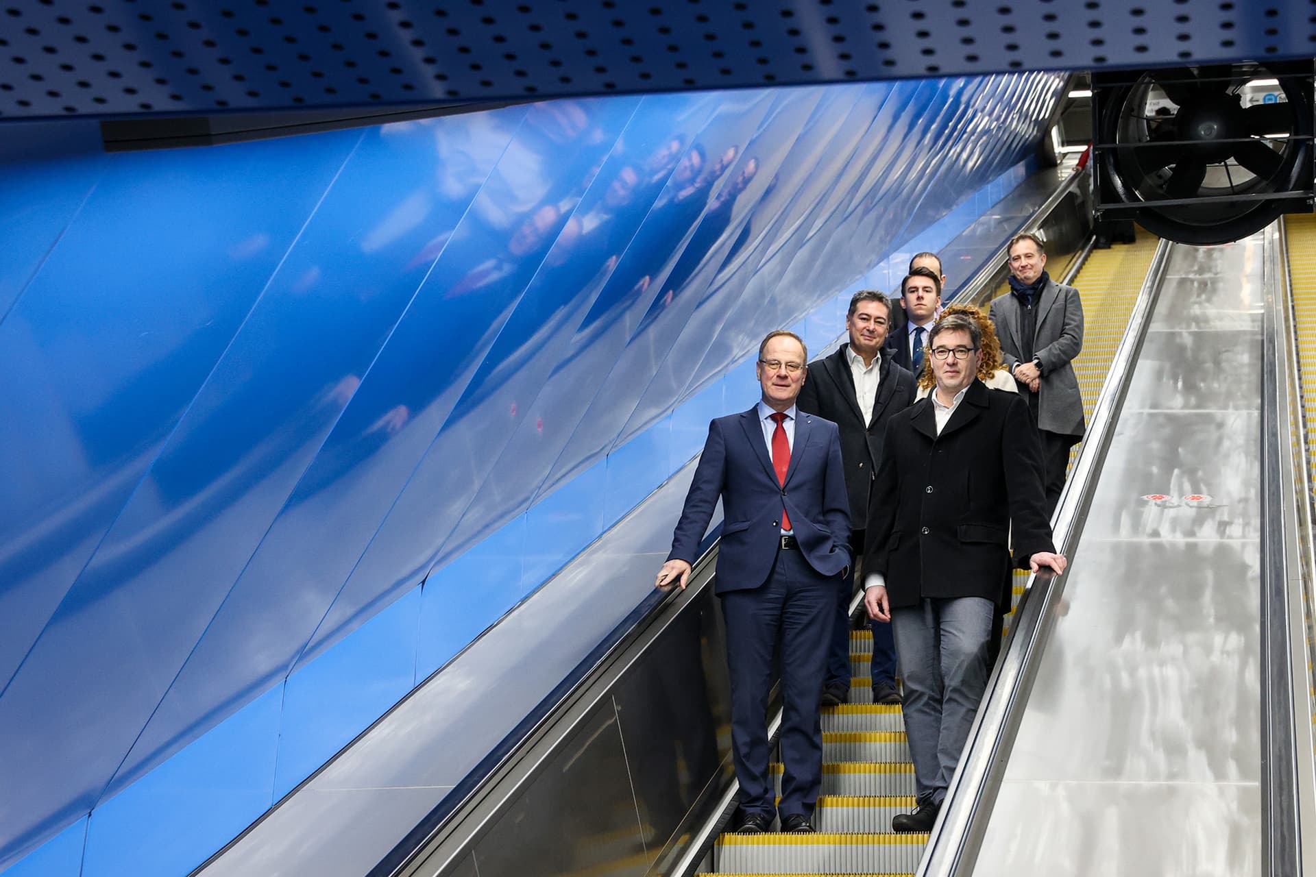 Megnyitották az utasforgalom előtt a Ferenciek terei és a Deák Ferenc téri állomást a 3-as metró vonalán