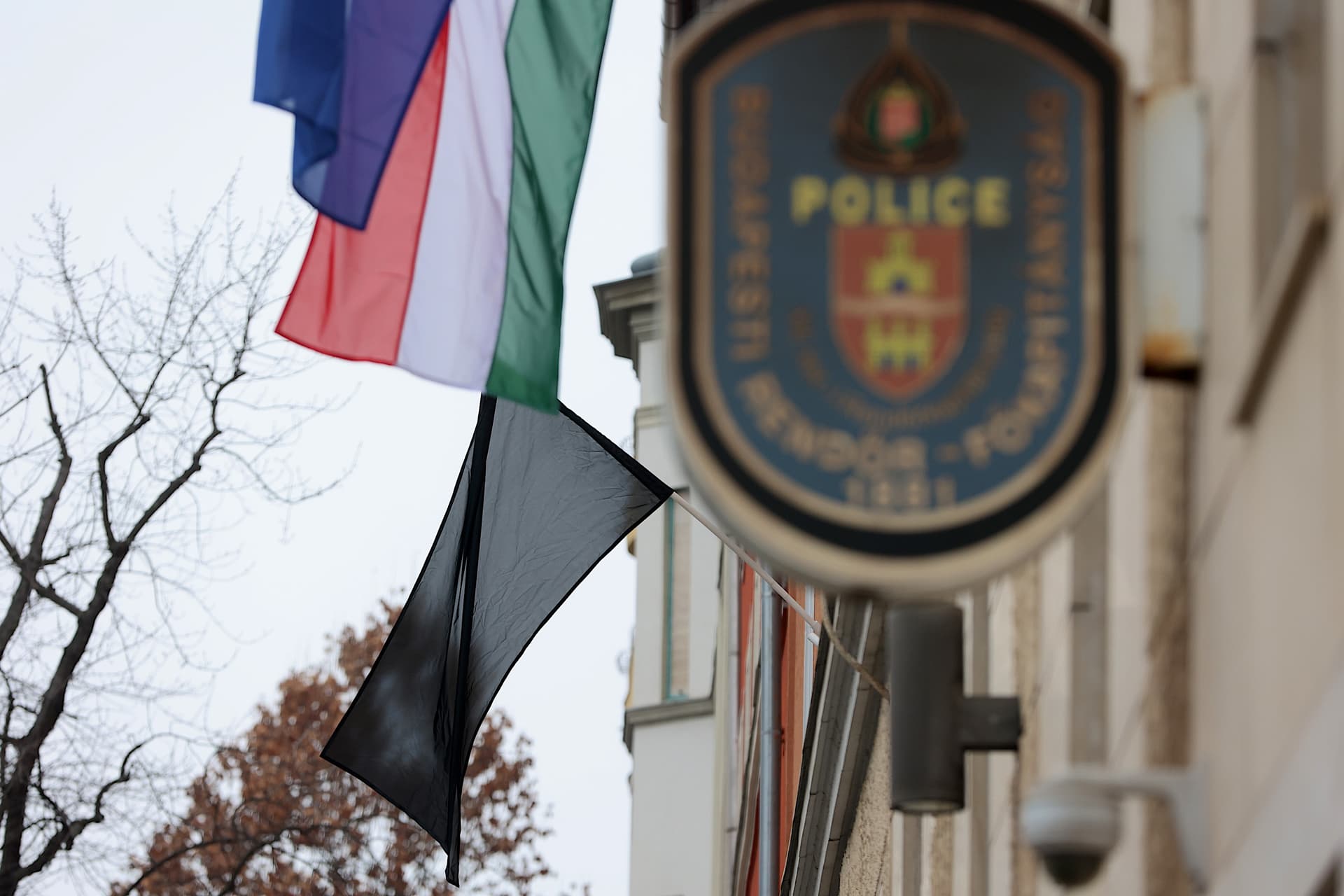 Megszólalt a rendőrgyilkos, döbbenet, mit mondott a kórházban, ahol őrzik