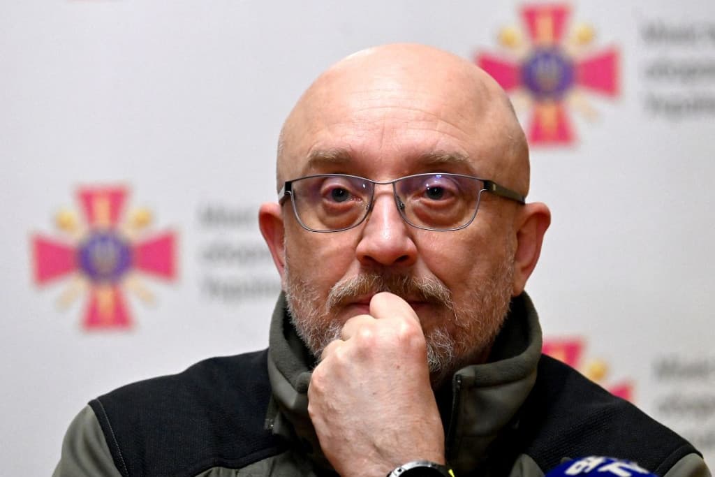 Ukrán védelmi miniszter: Nem lehet kizárni Bahmut elestét