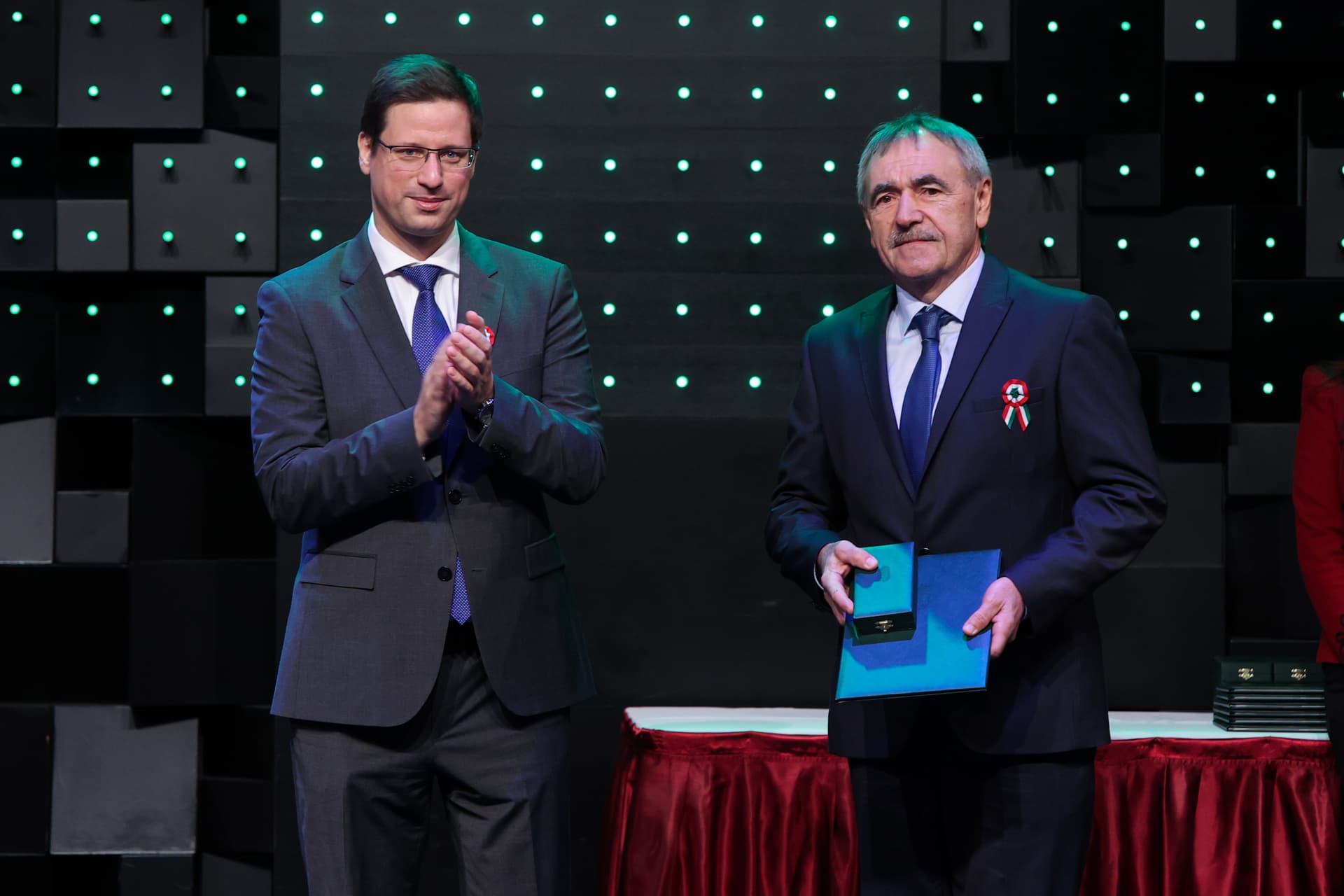 Állami kitüntetések és miniszteri elismerések átadója