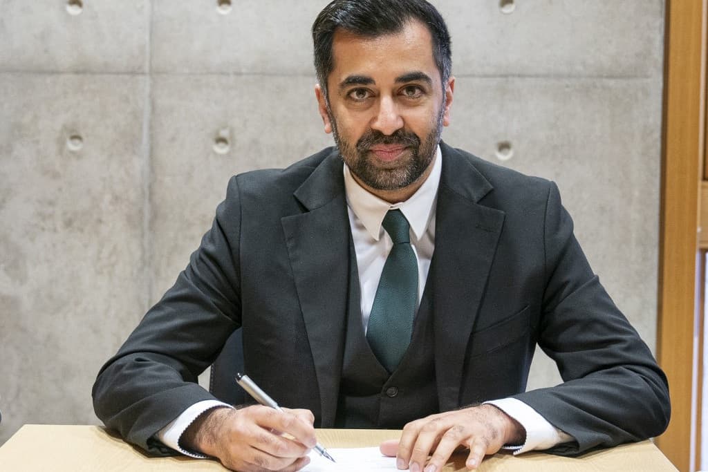 Humza Yousaf Skócia új miniszterelnöke
