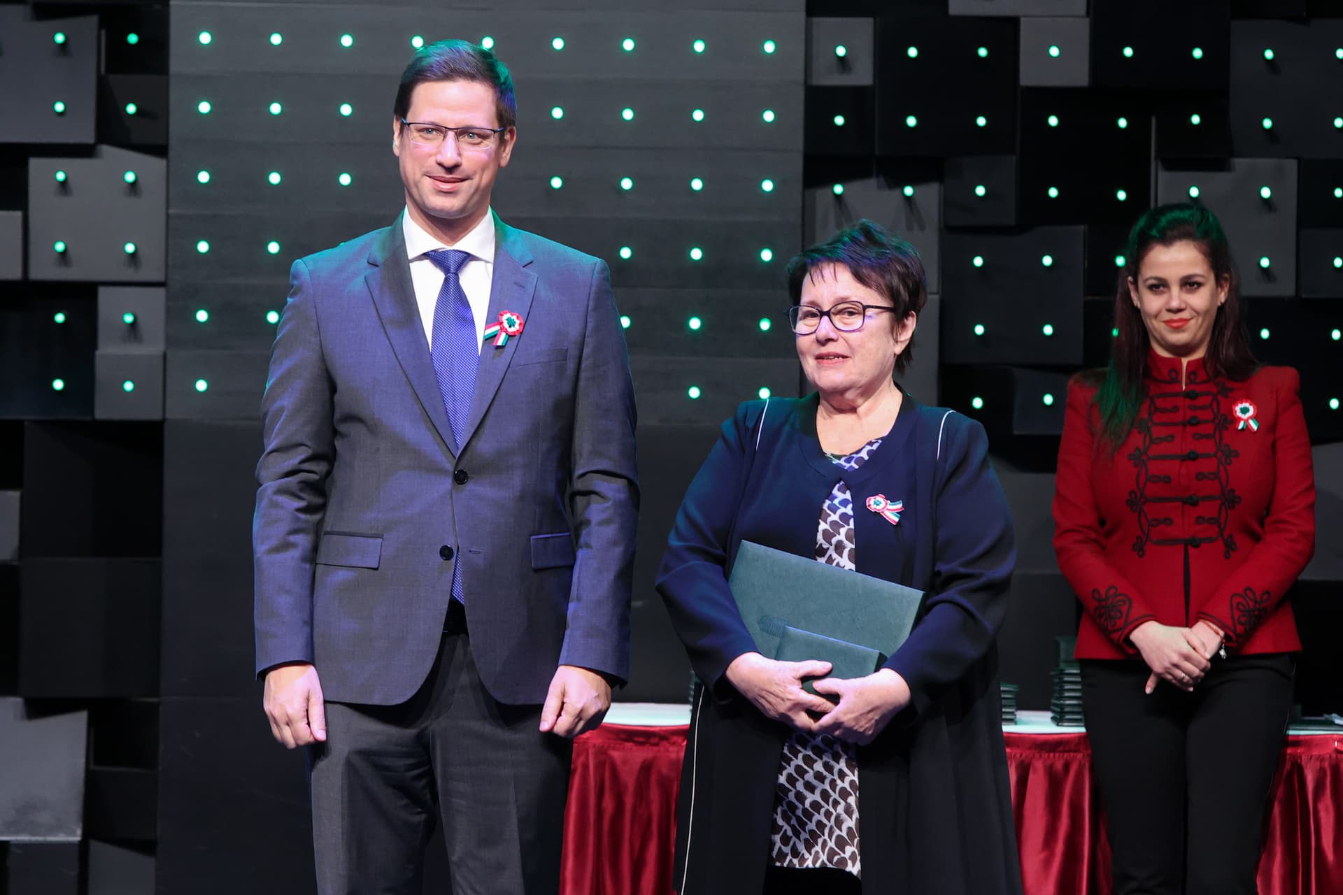 Állami kitüntetések és miniszteri elismerések átadója