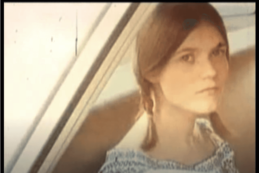 Elhunyt Linda Kasabian, a gyilkos Manson-banda elleni vád koronatanúja