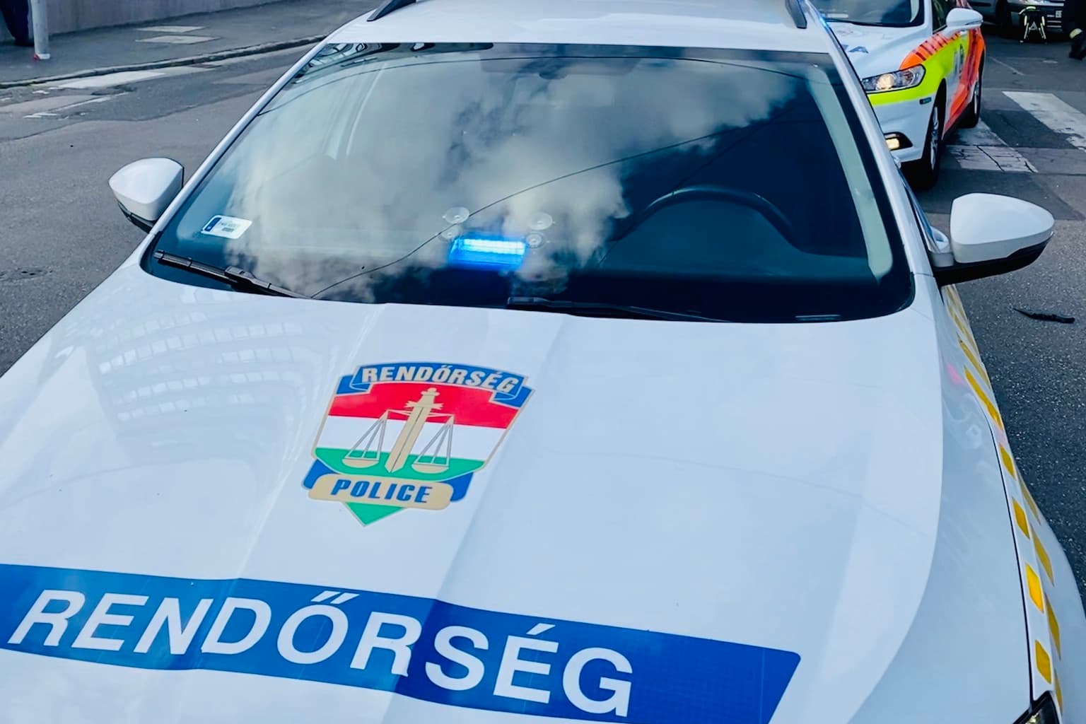 Kétezer rendőr vigyáz a tanulókra a tanév kezdetén az iskoláknál