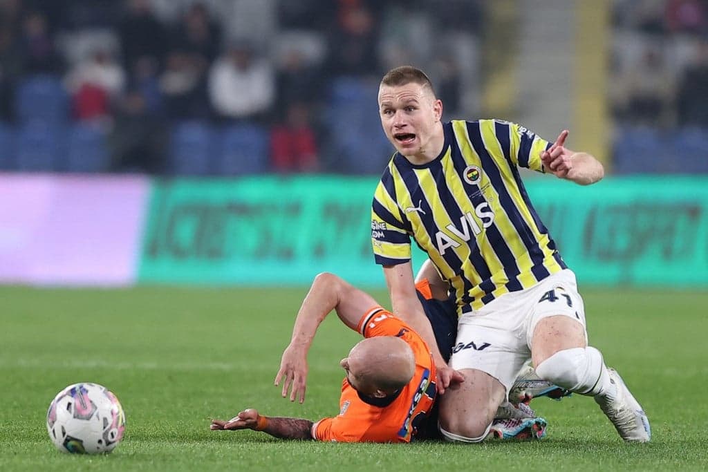 Szalai Attila elbúcsúzott a Fenerbahcétól