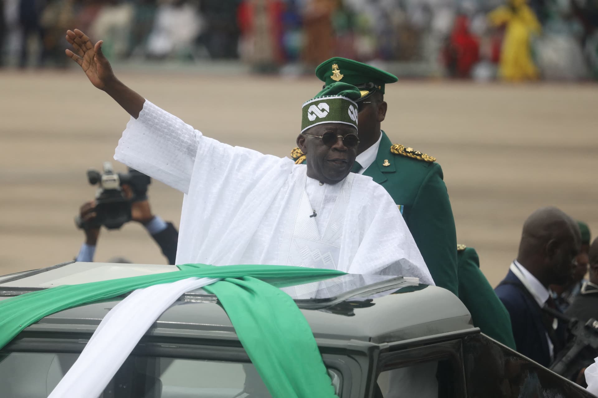 Letette a hivatali esküt Nigéria új elnöke