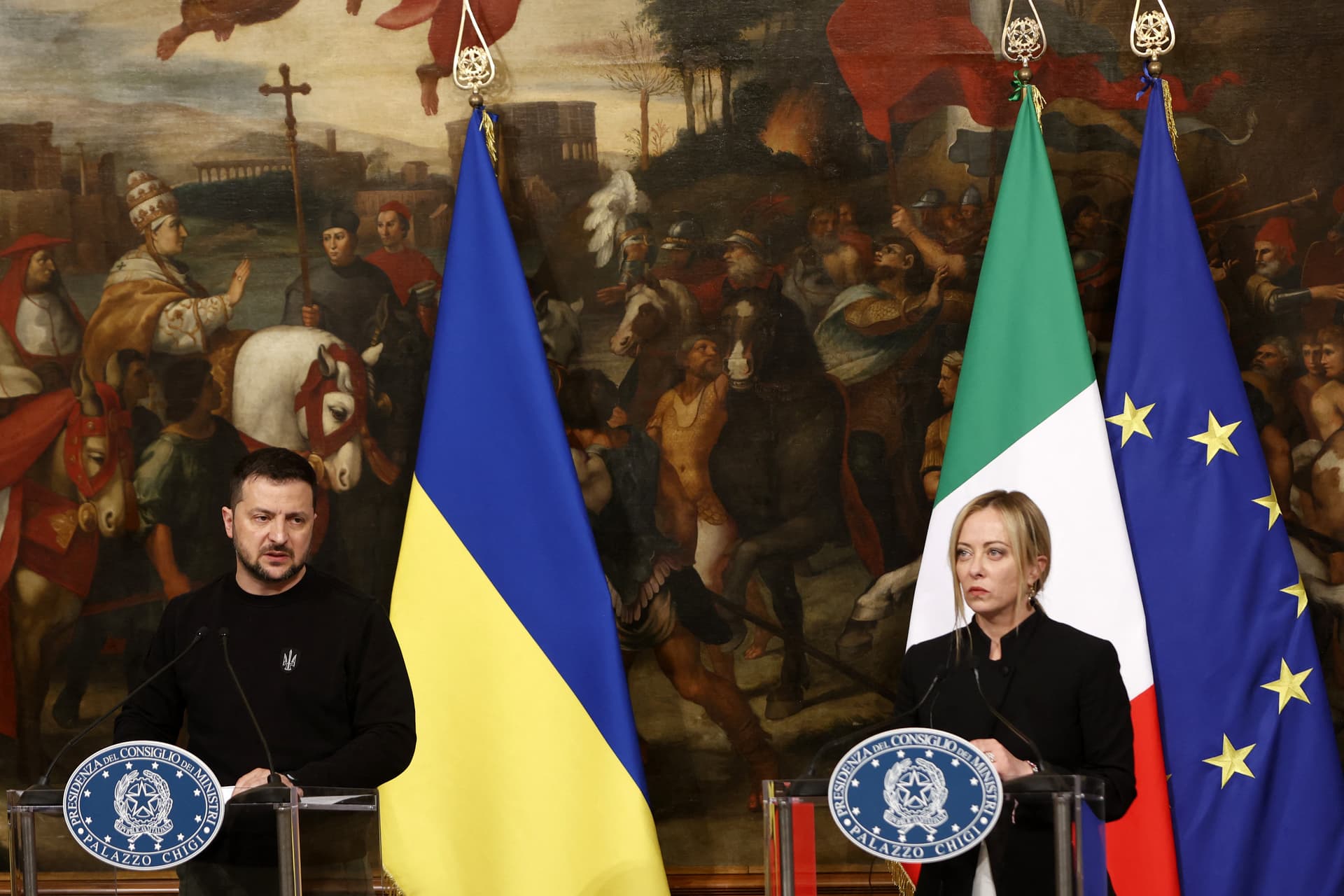 Volodimir Zelenszkij: Mi a békét választjuk, de a háború a mi területünkön dúl
