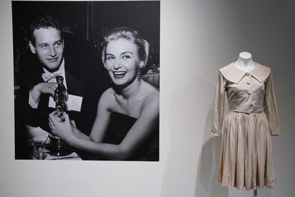 Több mint négymillió dollárért árverezték el Joanne Woodward és Paul Newman számos bútorát, műalkotását, ékszerét