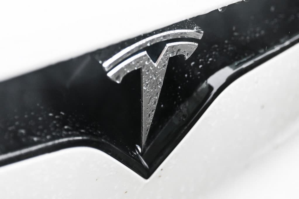 Elkészült a hárommilliomodik kínai Tesla autó