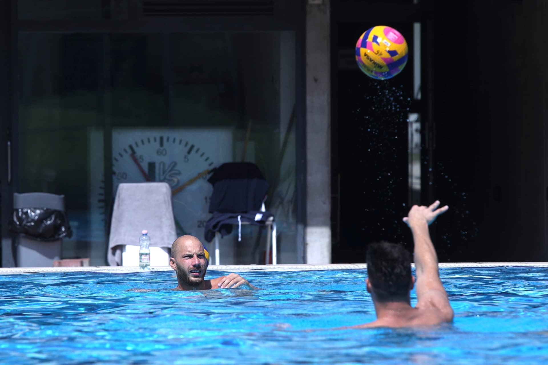 Sajtónyilvános edzéssel egybekötött sajtótájékoztató