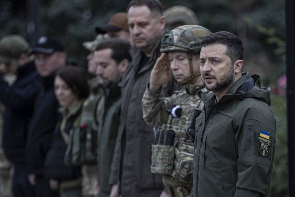 Az ukrán szárazföldi erők parancsnoka Donyeck megye „forró pontjain" tett látogatást