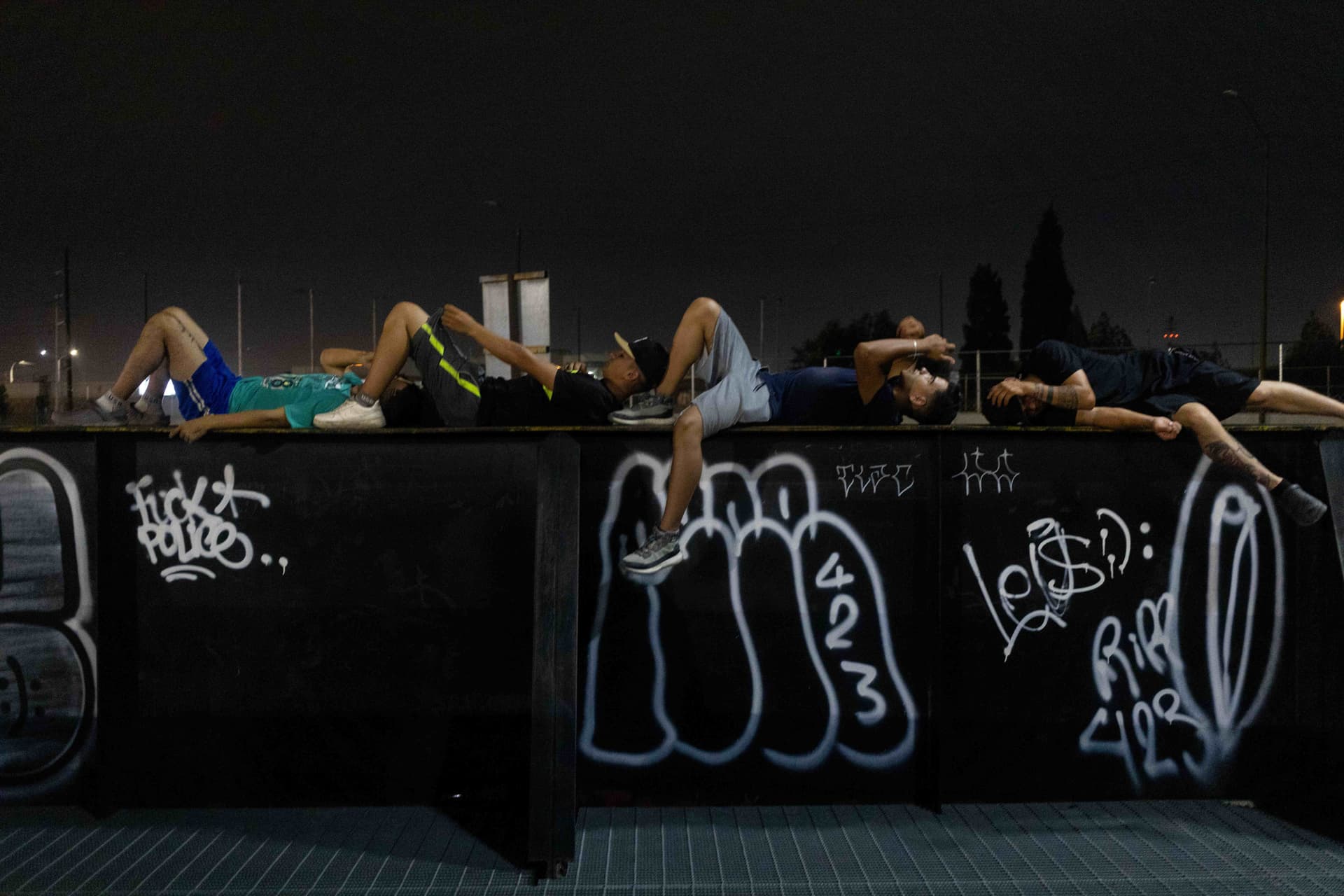 Egy általános iskola és egy idősek otthona közé hoznának létre migránsgettót