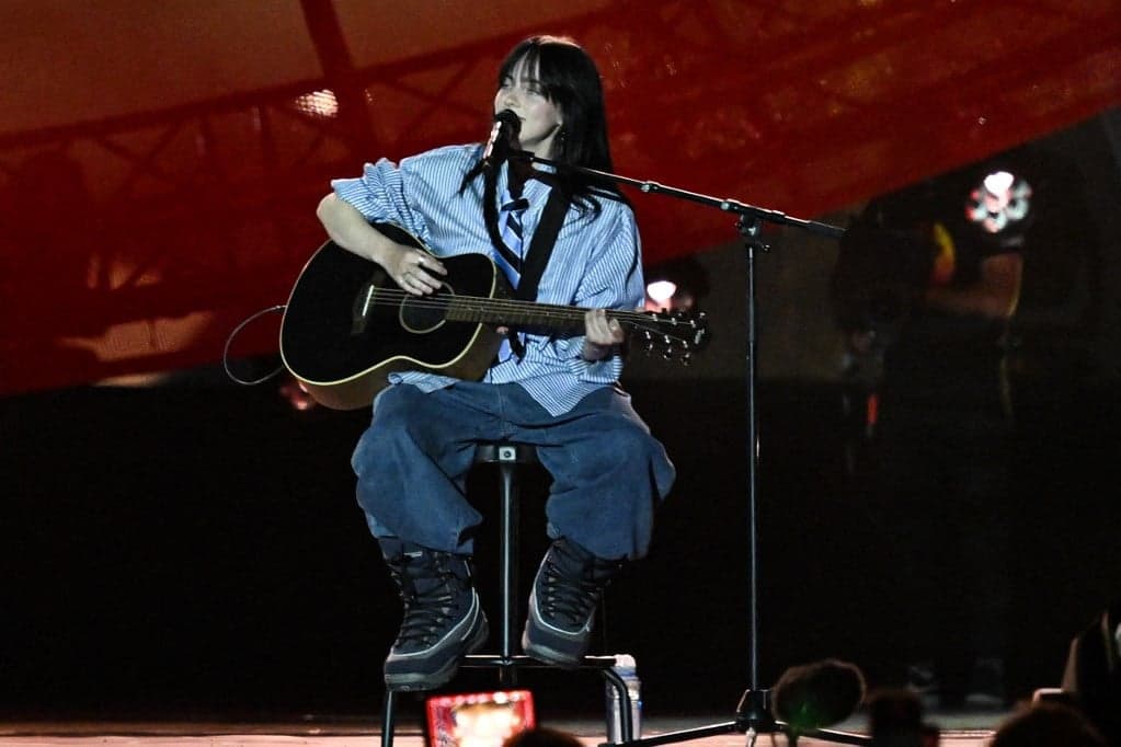 Vonat gázolta halálra Billie Eilish egykori zaklatóját