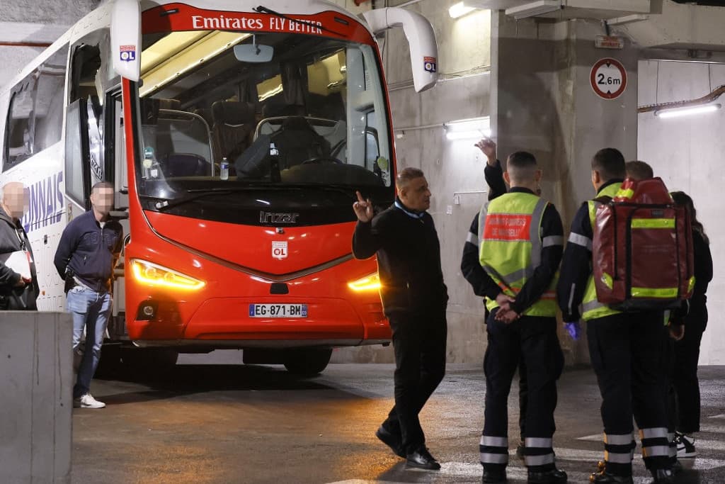 A miniszter szerint felháborító és undorító marseille-i szurkolók viselkedése