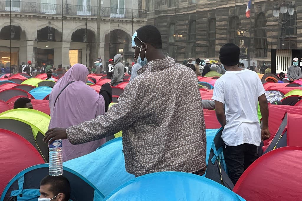 Halálra rémült a német anyuka, akinek 13 migráns kopogtatott az ajtaján vasárnap este