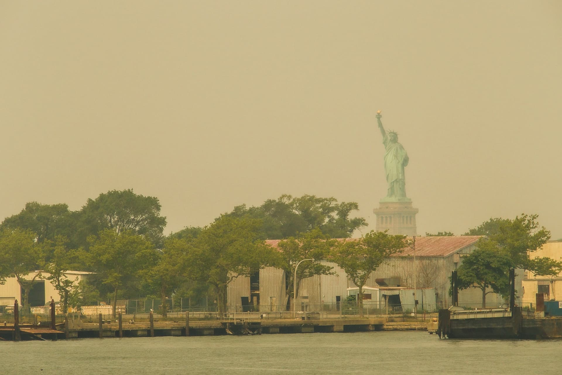 Óriási magyar felirat jelent meg New York közepén