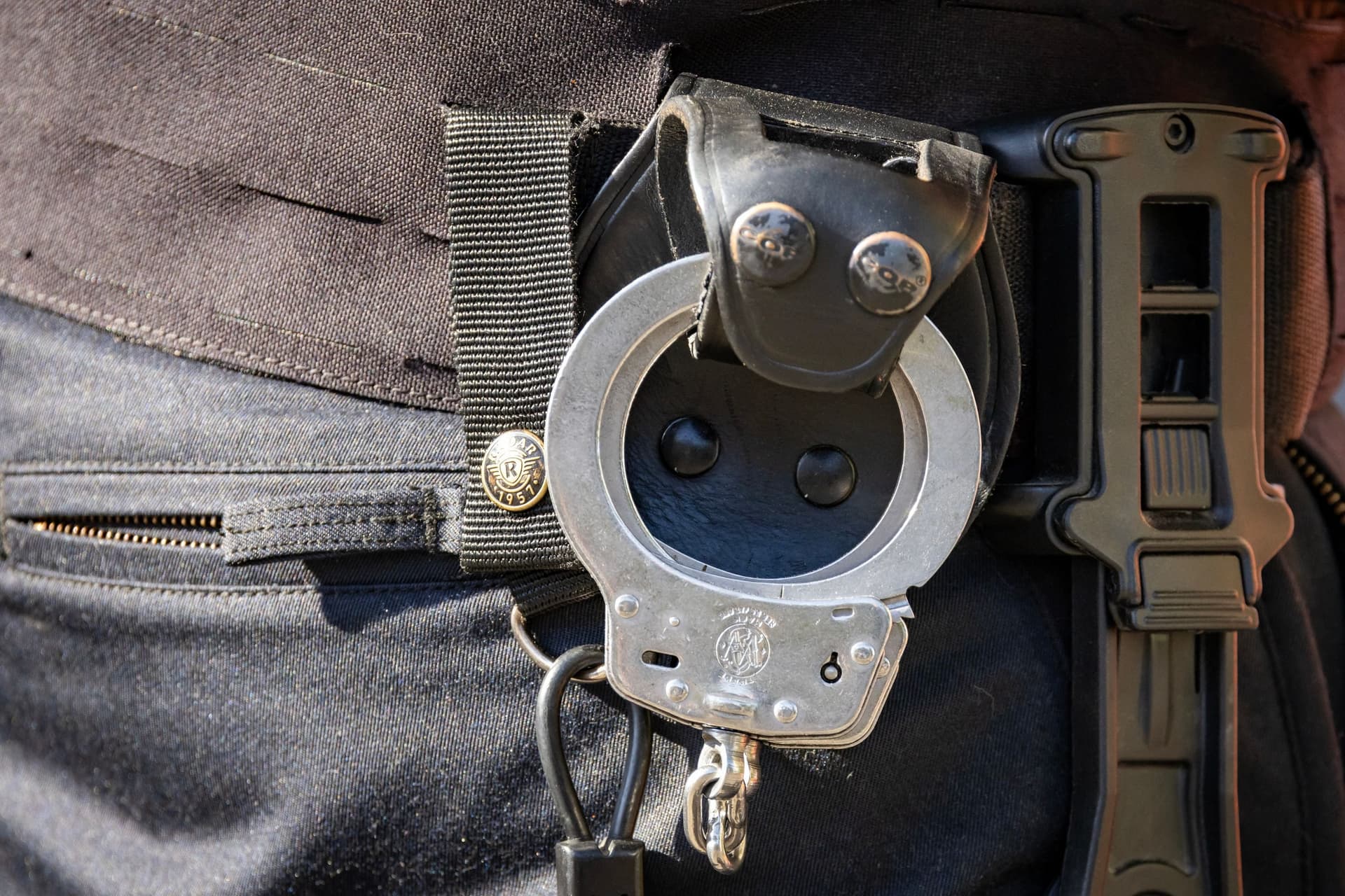 Több körözés volt ellene - évekig bujkált a rendőrség elől a férfi + VIDEÓ